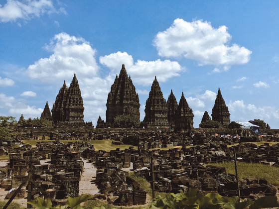 Prambanan: Ruins