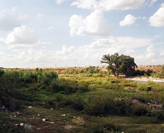 Suburbia Mexicana, Fragmented City #29