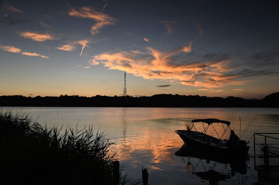 Lake Sanaru evening twilight