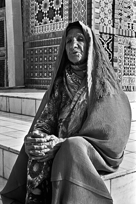 Old Woman in Imam Ali Mosque