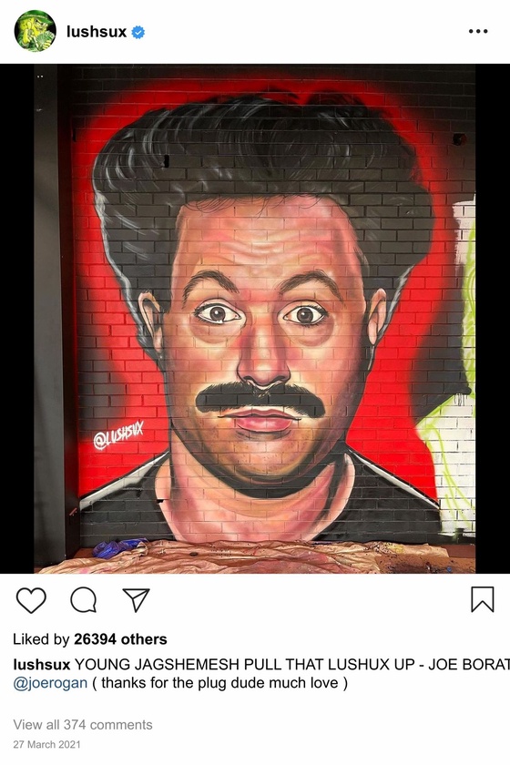 Lushsux #4272 - Mural Joe Rogan Sacha Baron Cohen