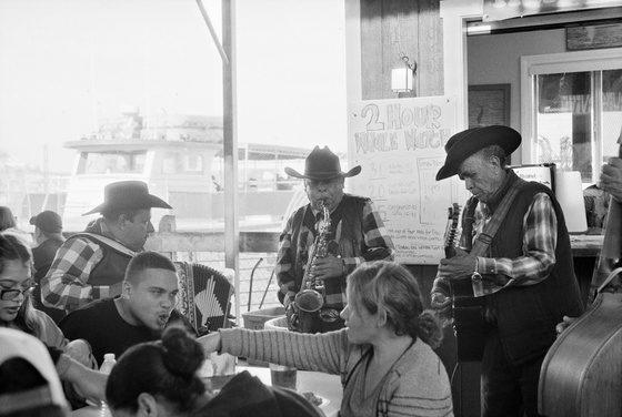 THE VILLAGE #12 MARIACHI PERFORMS FOR DINERS by Deanna Templeton