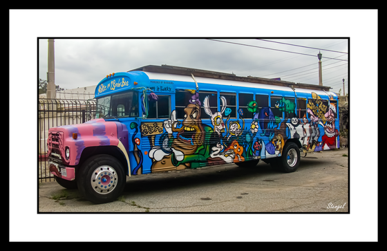 Wonderland Bus